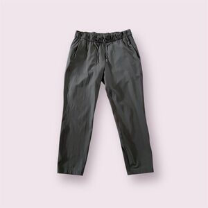 Lululemon On the Fly Pants Dark Olive Crop Straight Leg Pull On Women's Size 8